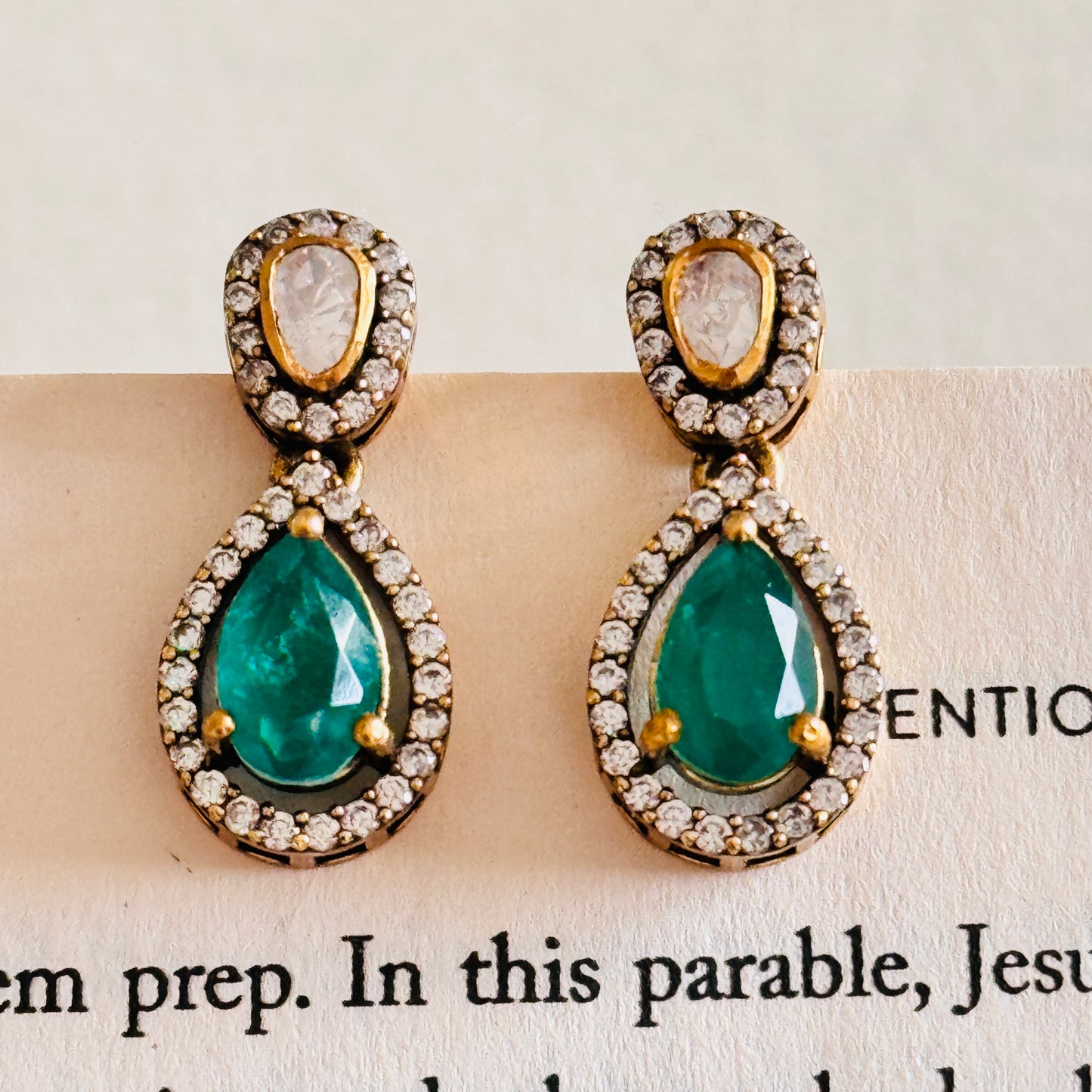 Sara Earrings